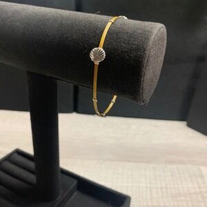 Gold Tone Multi Strand Wire Bangle Bracelet Silver Shell Charms Mixed Metal 8.5"